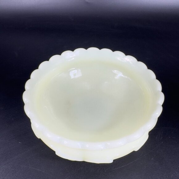 Vintage Vaseline Pale Yellow Uranium UV Glowing Glass Dish Bowl Footed Ruffled - Picture 10 of 13